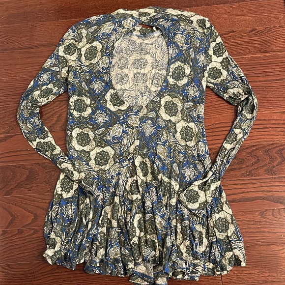 Free People Long-sleeve Shirt with Open Back - Picture 2 of 2